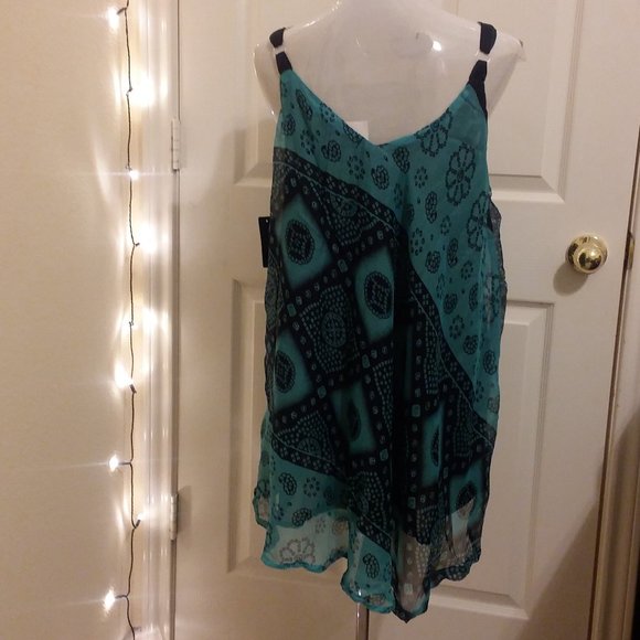 Ana & Rose Top - Picture 2 of 3